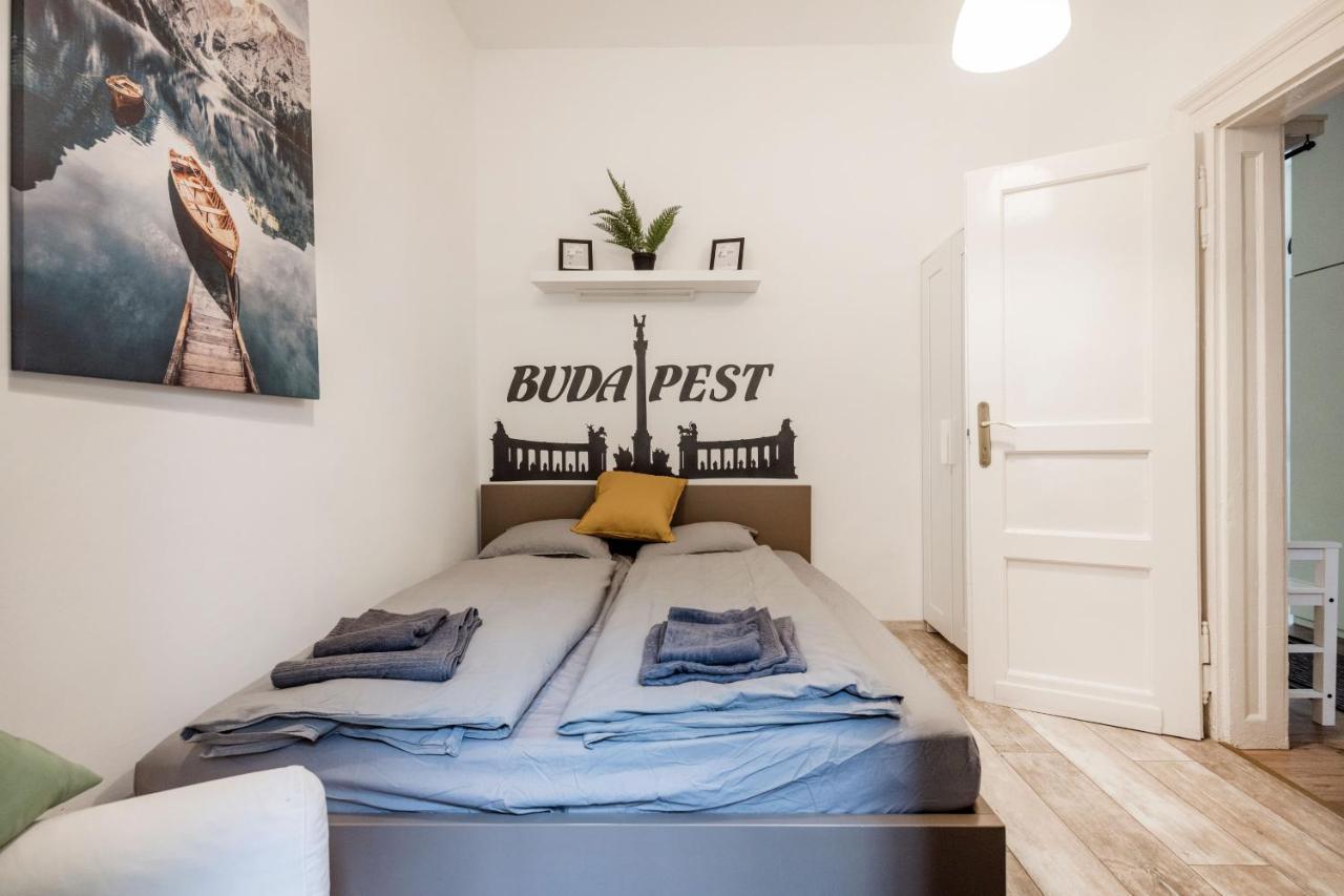 Lavender Apartment บูดาเปสต์ ภายนอก รูปภาพ